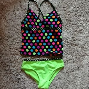 Girls 2 piece swimsuit